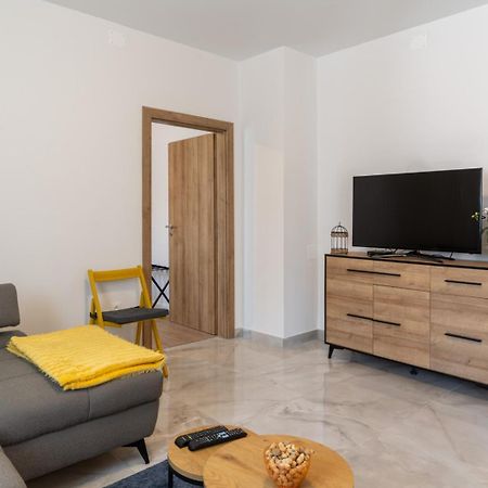 Apartman Jabuka Karlovac Exteriör bild